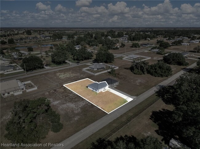 Building Photo - 6303 Red Cedar Rd