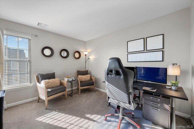 Building Photo - 11 Heather Ridge