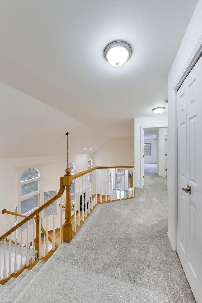 Building Photo - 325 N Water St