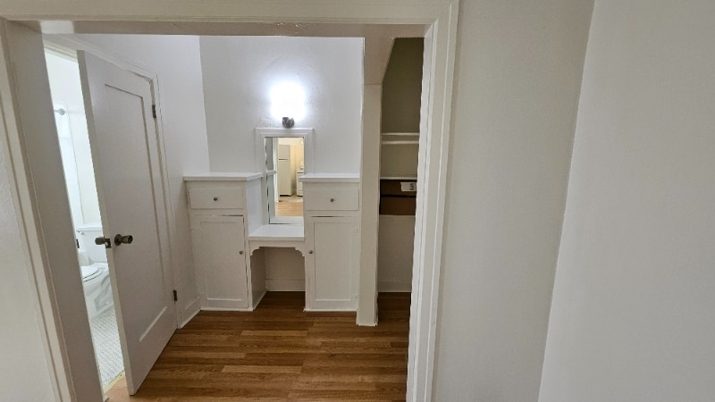 Building Photo - 727 S Coronado St