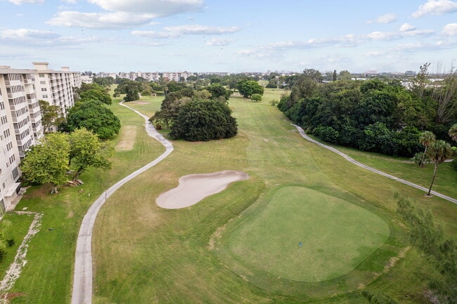 Building Photo - 3001 S Course Dr