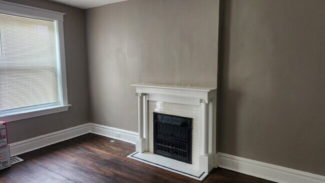 Building Photo - "Charming 1-Bedroom Gem in St. Louis's Vibrant Heart – Alberta Street Awaits!"