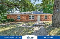 Building Photo - 4200 Oakside Ct