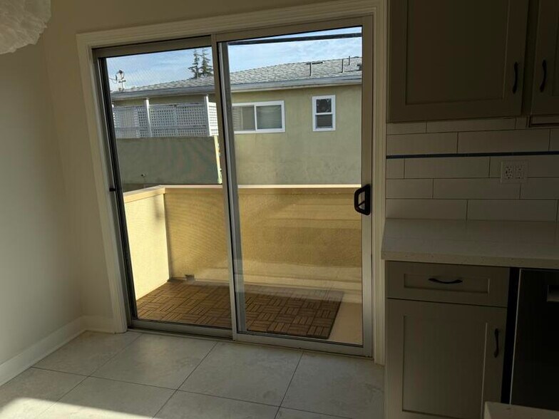 Patio - 1533 Princeton St