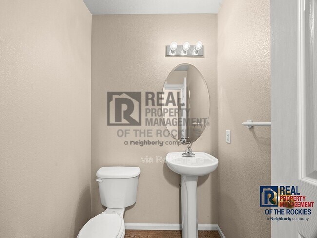 Building Photo - 2702 Rigden Pkwy