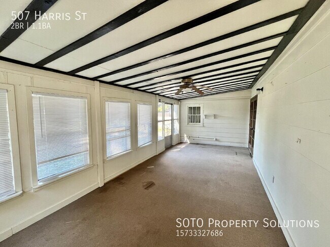 Building Photo - 507 Harris St
