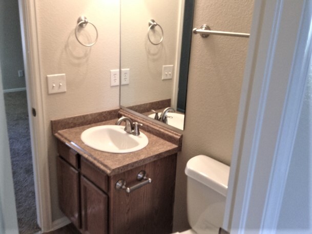 Building Photo - 9826 Kenton Cir