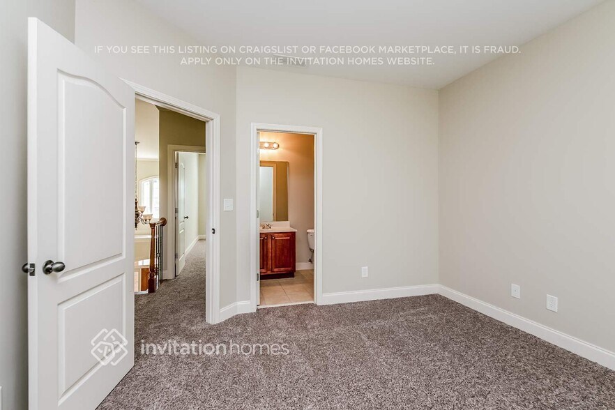 Building Photo - 3760 Raven Wood Chase
