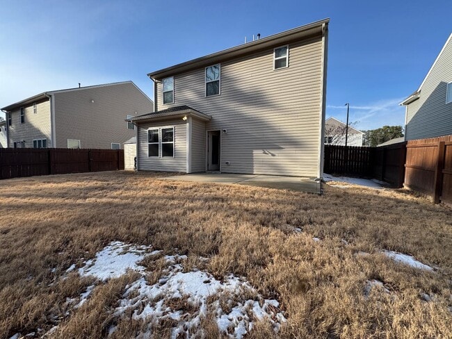 Building Photo - 115 Fortress Dr