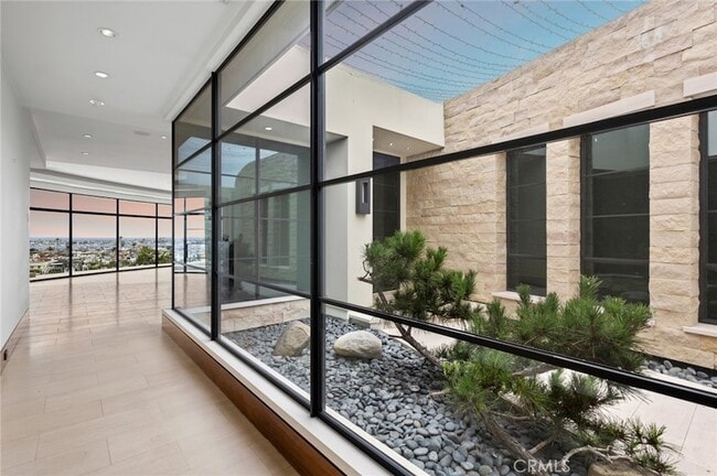 Building Photo - 1523 Dolphin Terrace