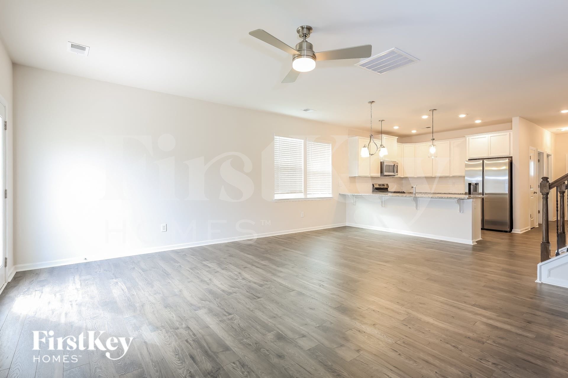 Building Photo - 208 Stonefence Dr
