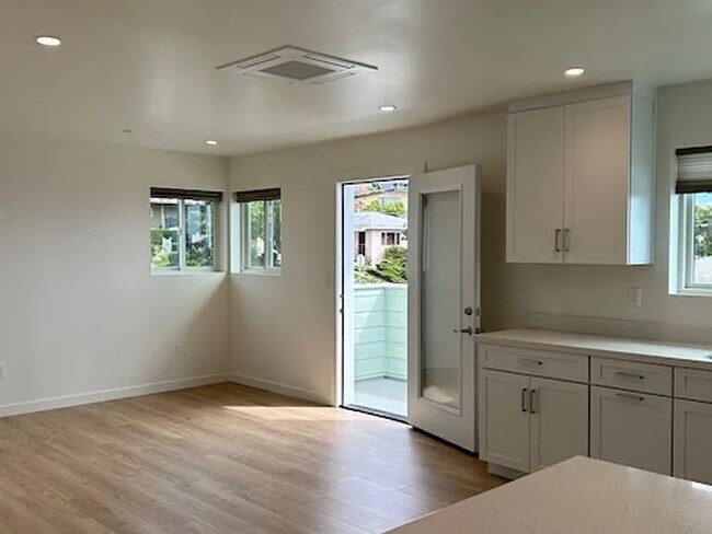 Building Photo - Morro Bay