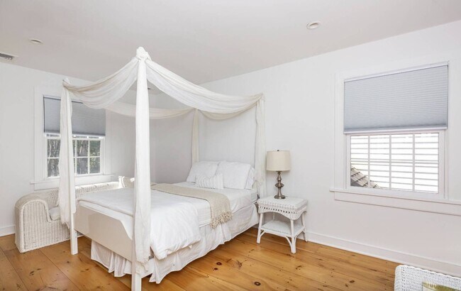 Building Photo - 57 Osborne Ln