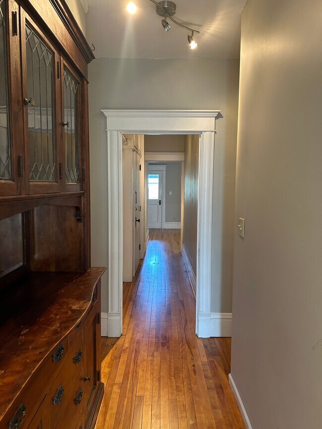 Floorplan - Raymond Flats