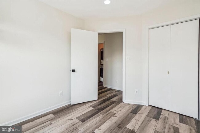 Building Photo - 6010 Sunset Ridge Ct