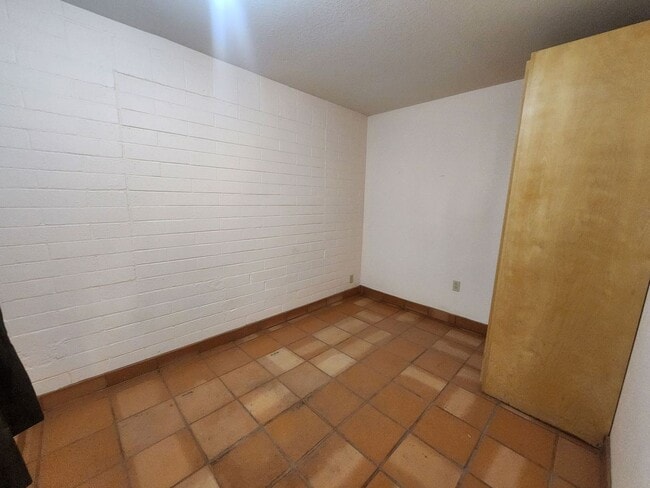 Building Photo - 73015 Siesta Dr