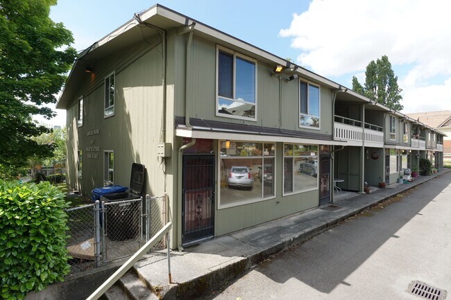 Building Photo - 100 Martin Luther King Jr Way