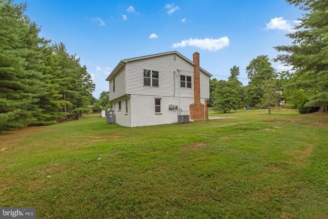 Building Photo - 519 Linton Hill Rd