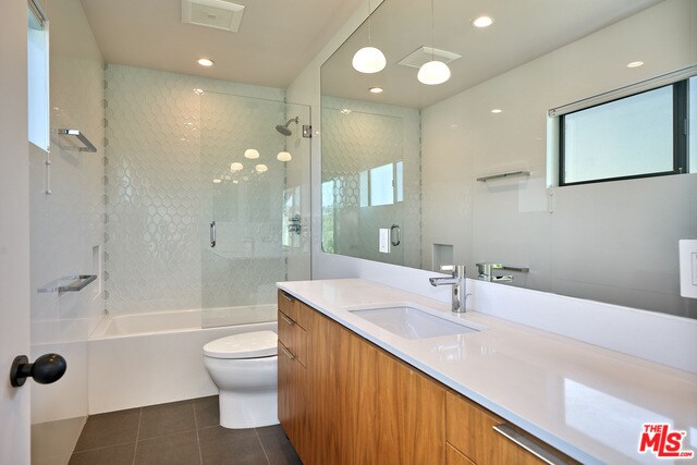 Building Photo - 6435 Innsdale Dr