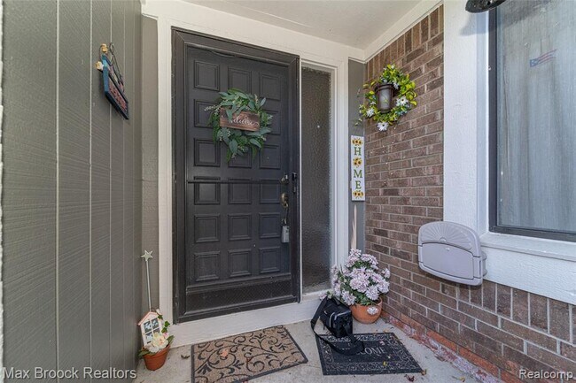 Building Photo - 862 Yorktown Ct