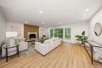 Building Photo - Remodeled, Open Concept House for Rent