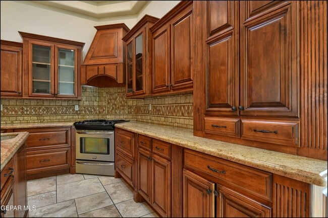 Building Photo - 6304 Franklin Trail Drive