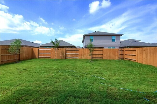 Building Photo - 212 Strand Ln