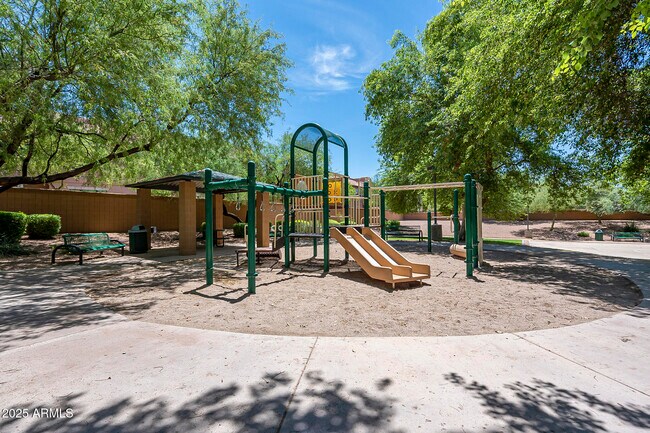 Building Photo - 20734 N 38th St