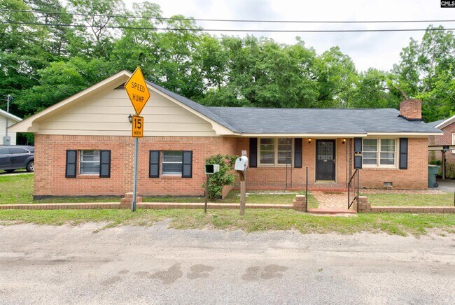 Primary Photo - 5612 Kirkland St