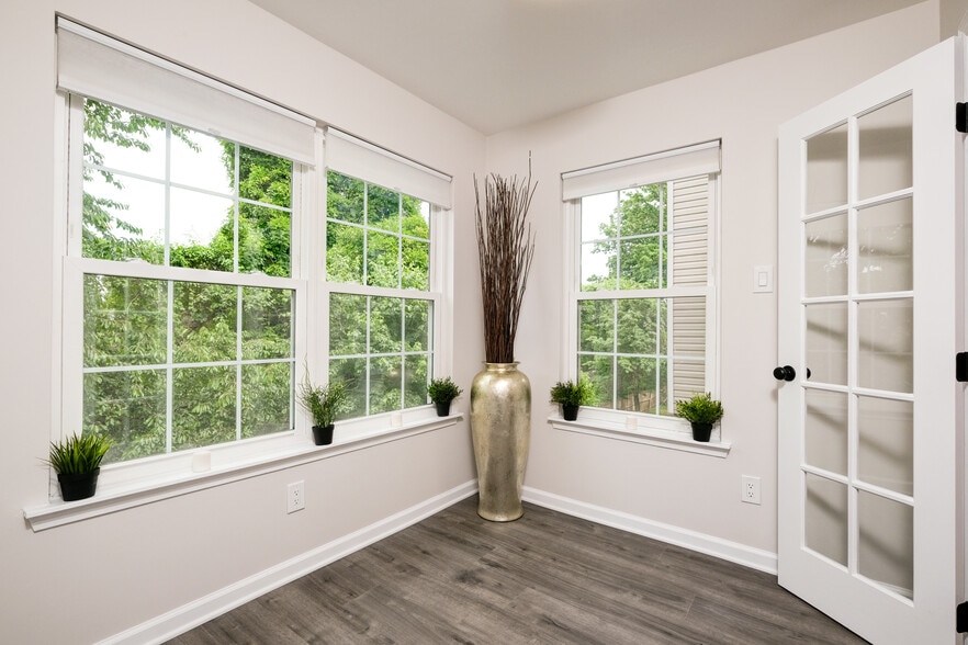 Building Photo - 3315 Wyndham Cir