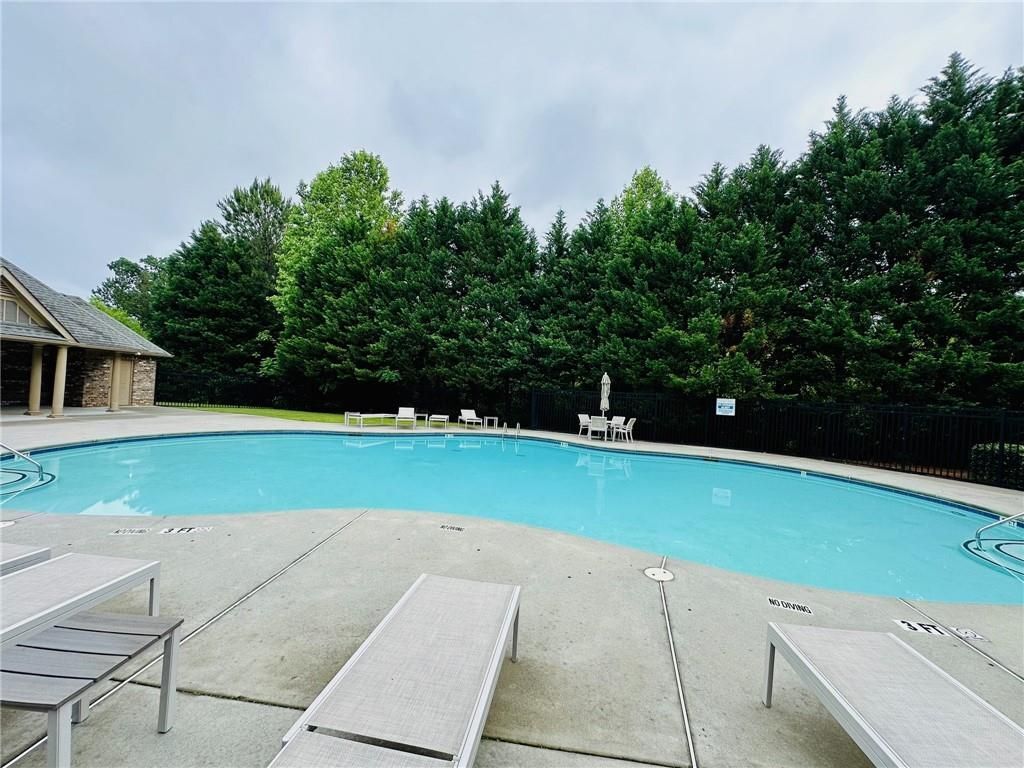 Building Photo - 13364 Canary Ln