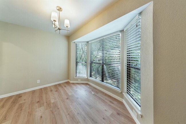 Building Photo - 4404 Travis Country Cir