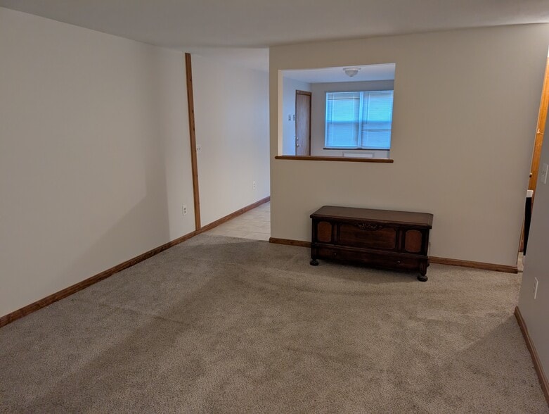 Living room - 33 Garden Rd