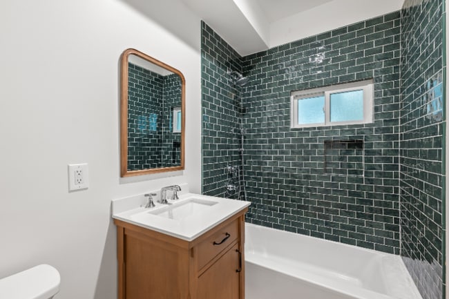 Building Photo - 6511 Orange St