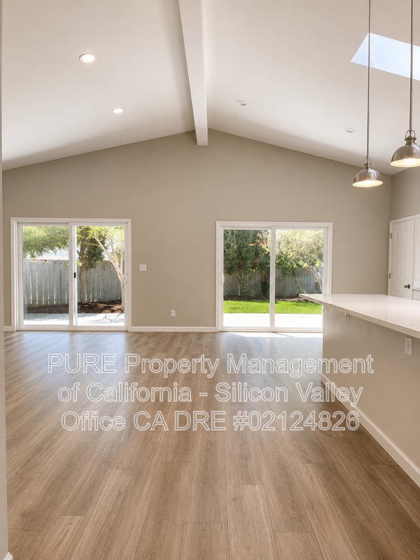 Building Photo - 40469 Shaw Ct