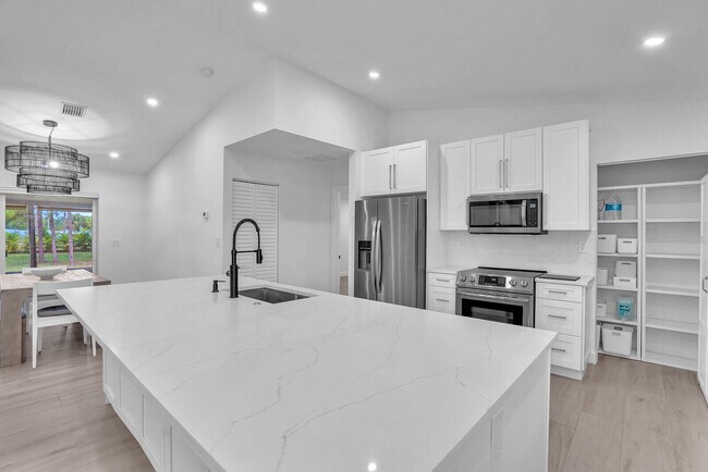 Building Photo - 4781 129th Ave N