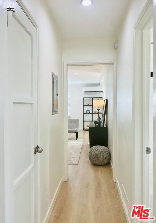 Building Photo - 1843 Normandie Ave