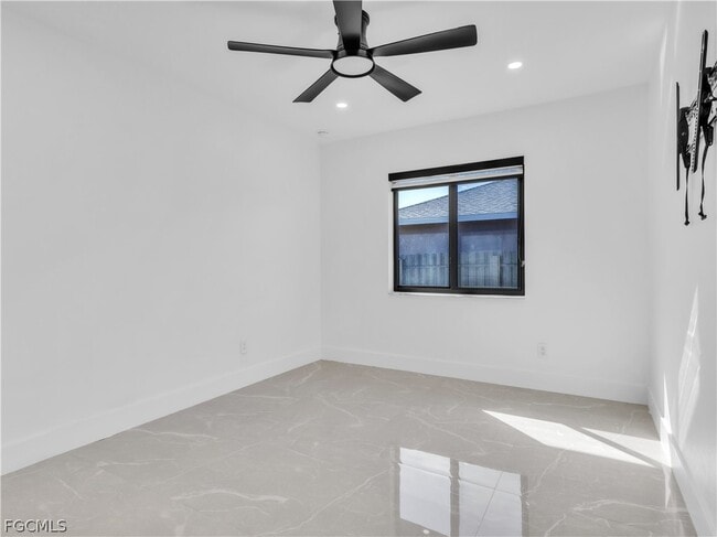 Building Photo - 2836 NW 5th St