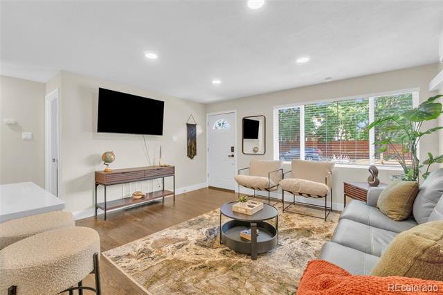 Building Photo - 2405 W 39th Ave