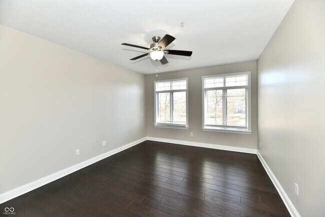 Building Photo - 8555 One W Dr