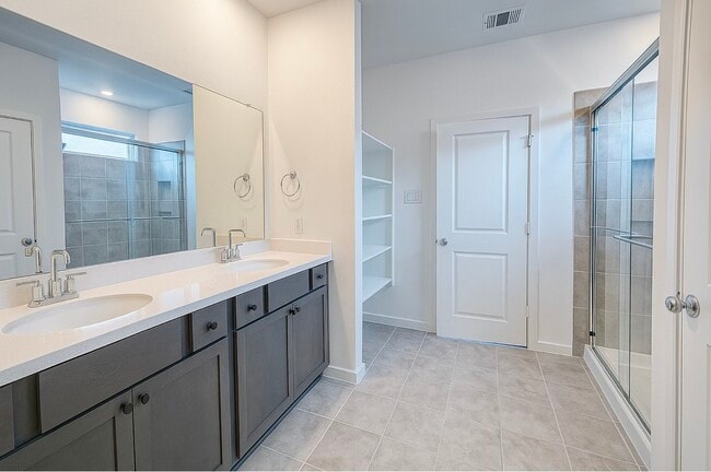 Building Photo - 9638 Lily Vis Ln