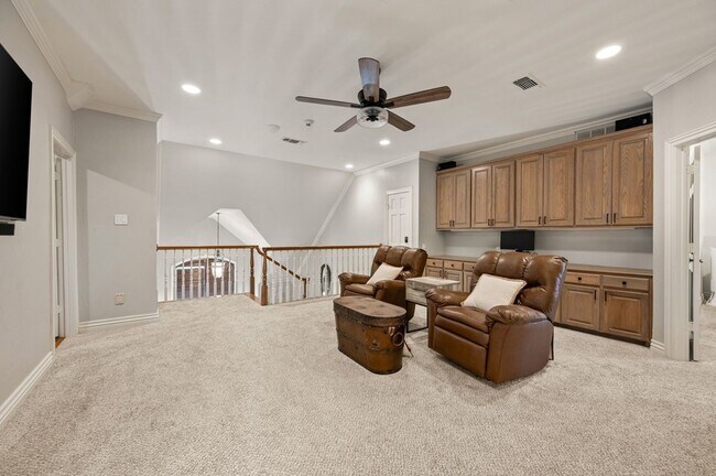 Building Photo - 208 Highpoint Cir