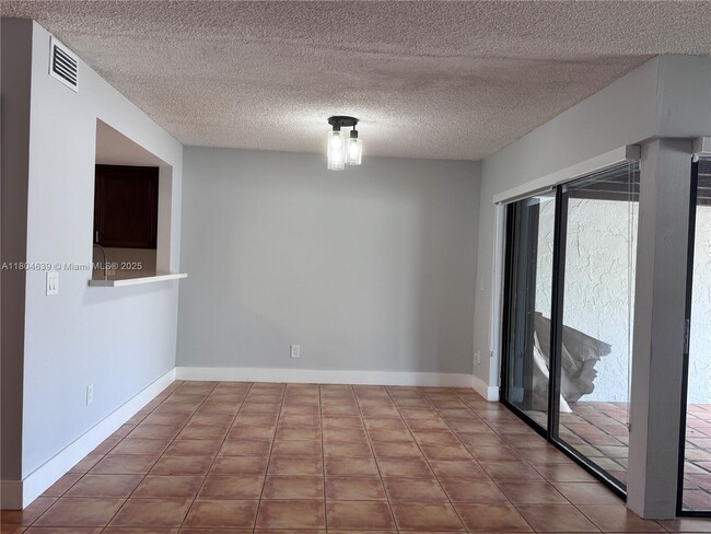 Building Photo - 11312 SW 133rd Pl