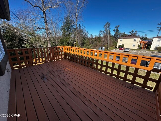 Building Photo - 6318 Lenawee St