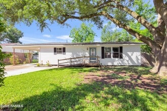 Building Photo - 110 Lana Dr