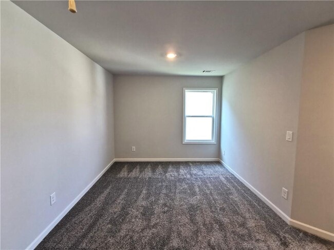 Building Photo - 209 Station Overlook Dr