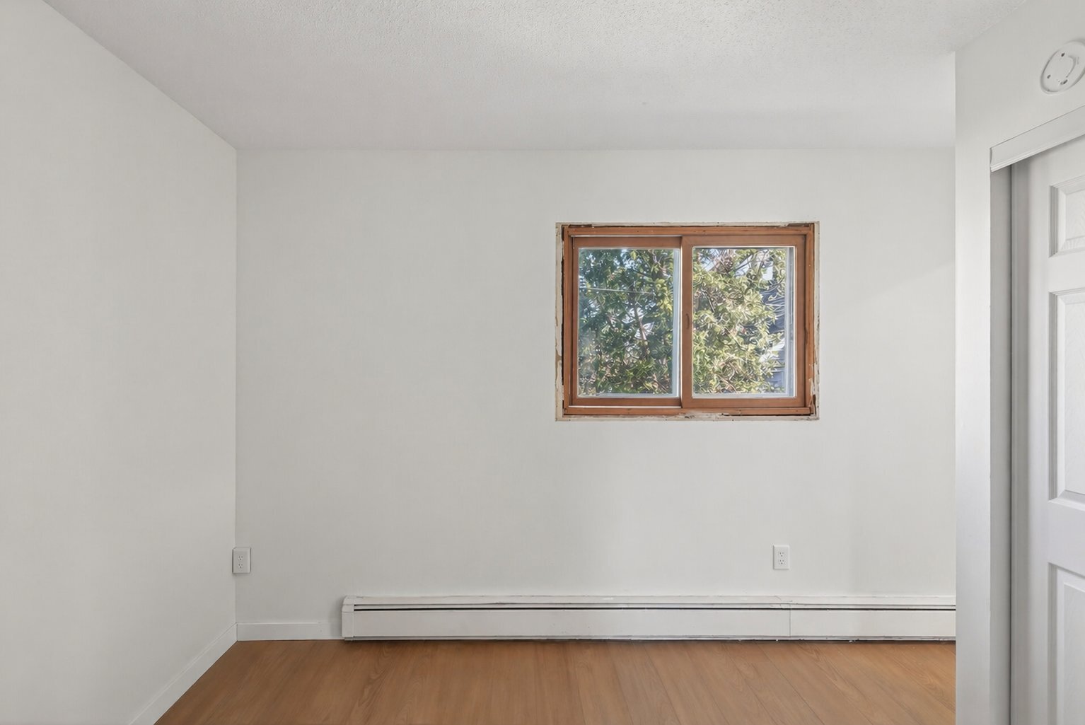 Building Photo - 1975 Central Ave