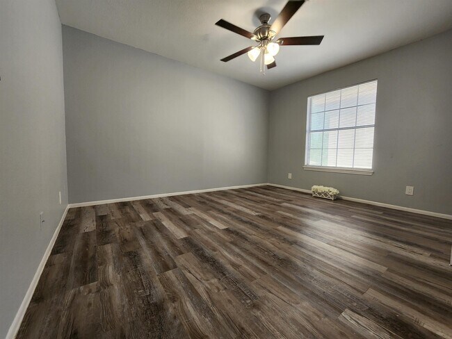 Building Photo - 3019 Corpus Christi St