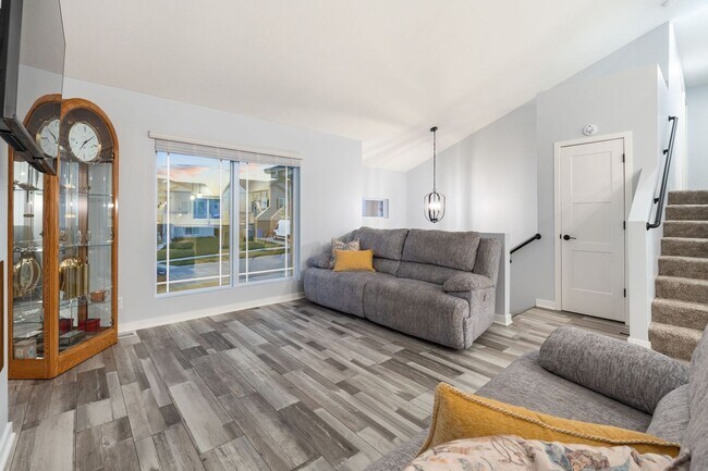 Building Photo - 3 bed, 2 bath home built in 2023