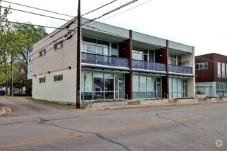 Building Photo - 508 E 53rd St